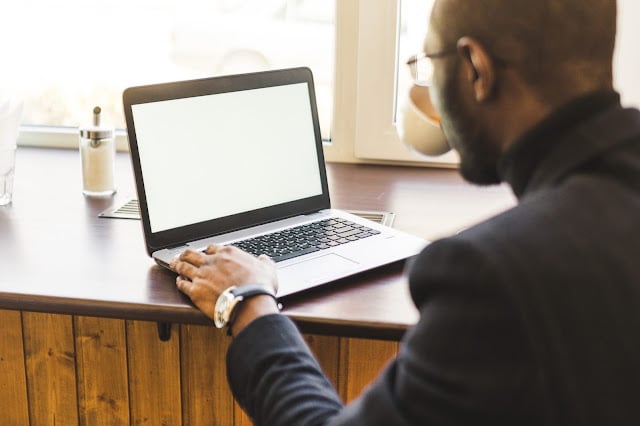 How different companies offer rent guarantees