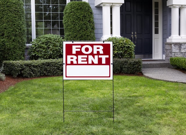 What Do Rent Default Insurance Deductibles Mean for Landlords?